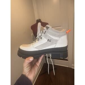 Never Worn, Aqua Women’s Hiking Boots, Lug Sole, 6